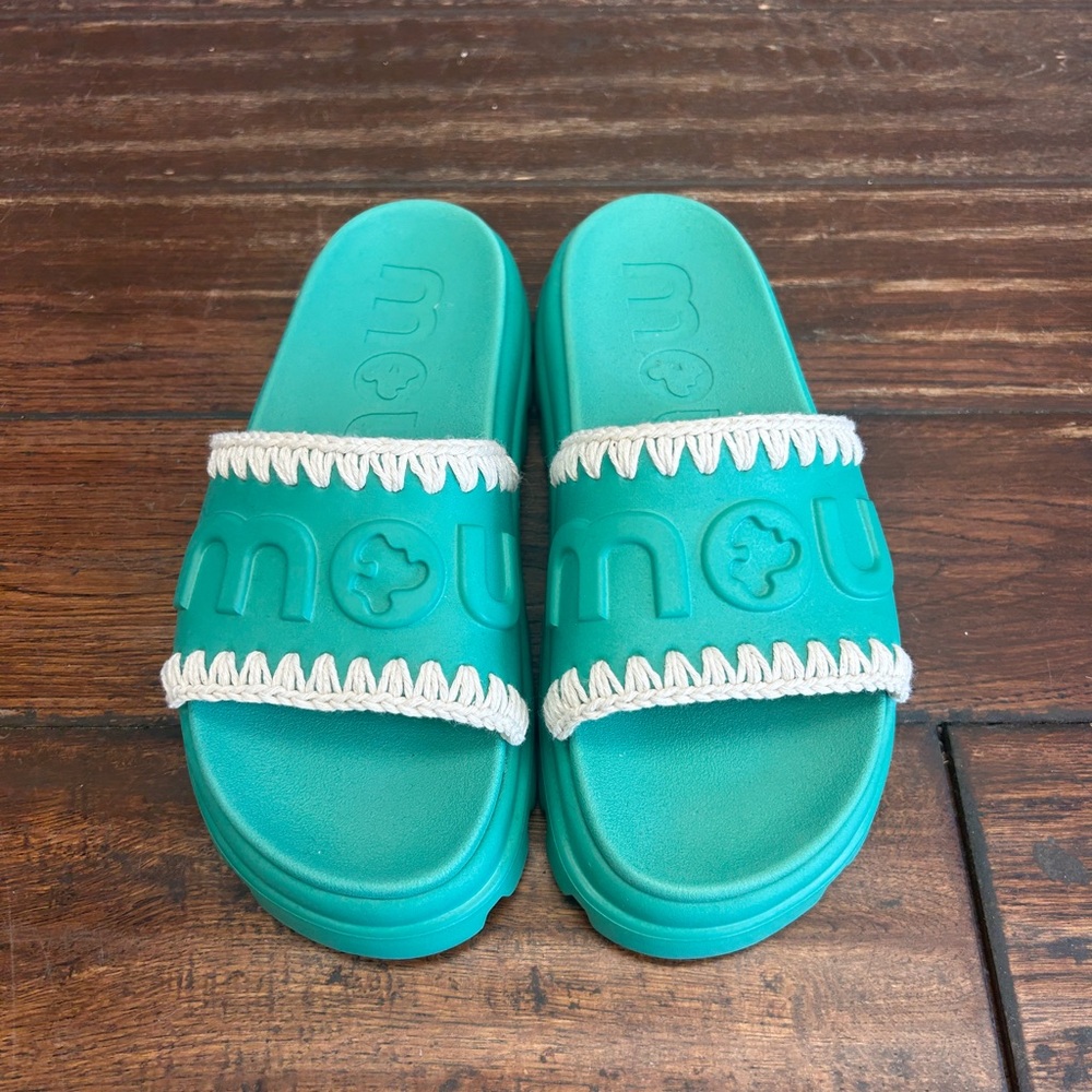 NWT Mou Eva One Piece Slides – Viridian Green Sandals (39)